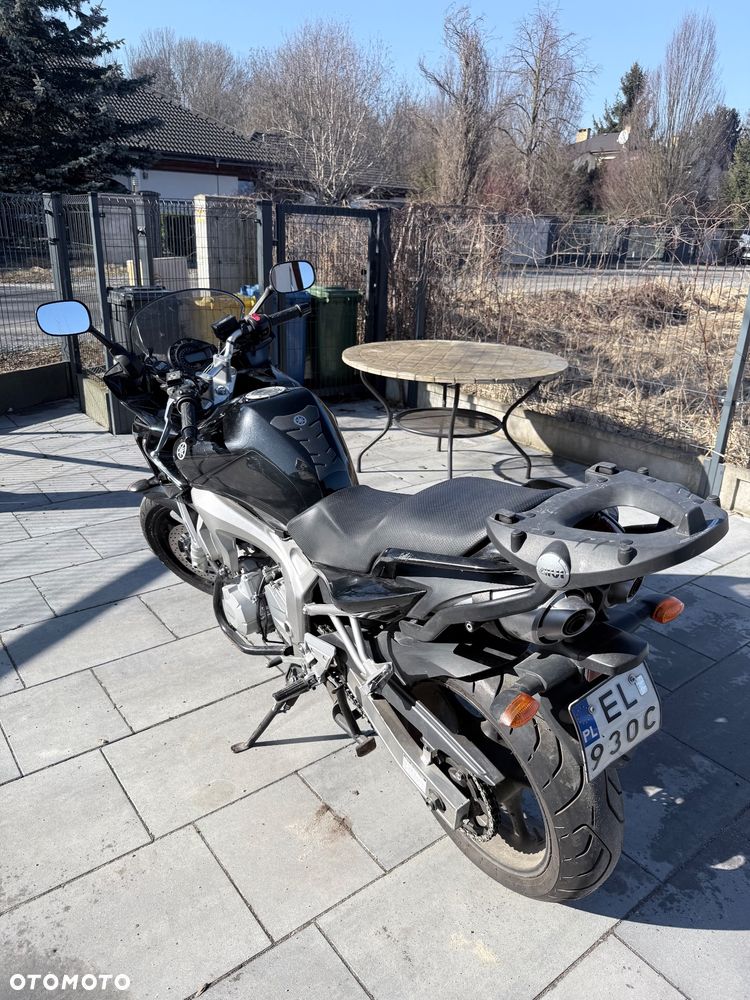 Yamaha FZ6 - 5
