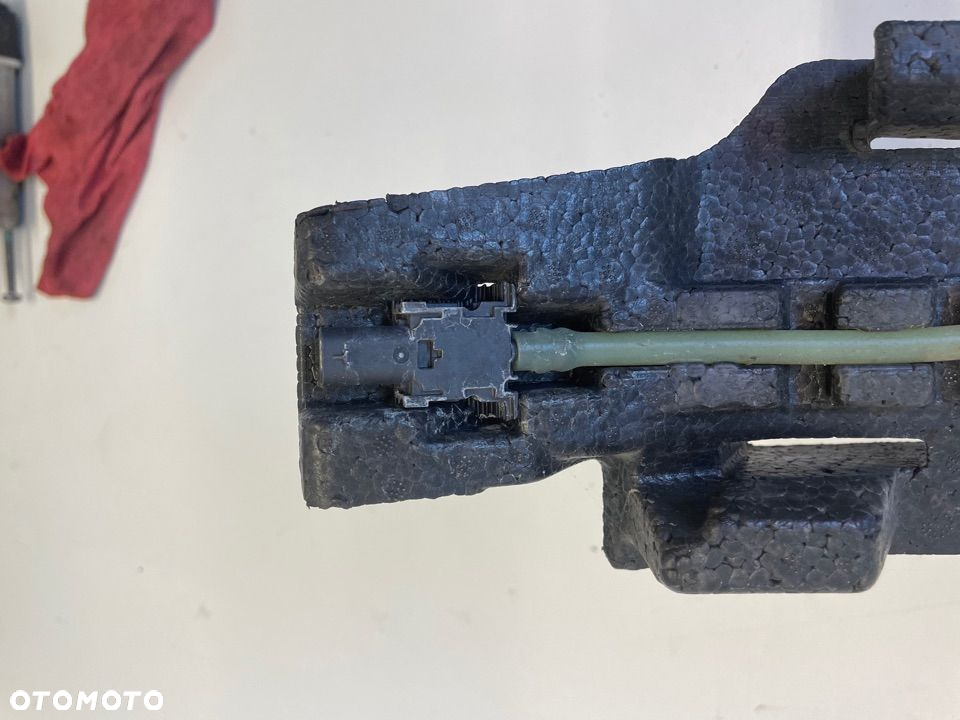Absorber uderzenia przedni G20 - 3