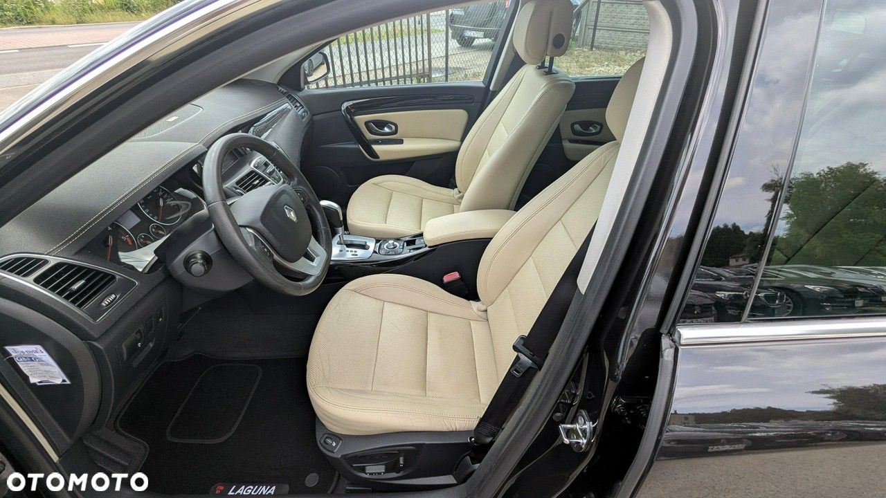 Renault Laguna - 11