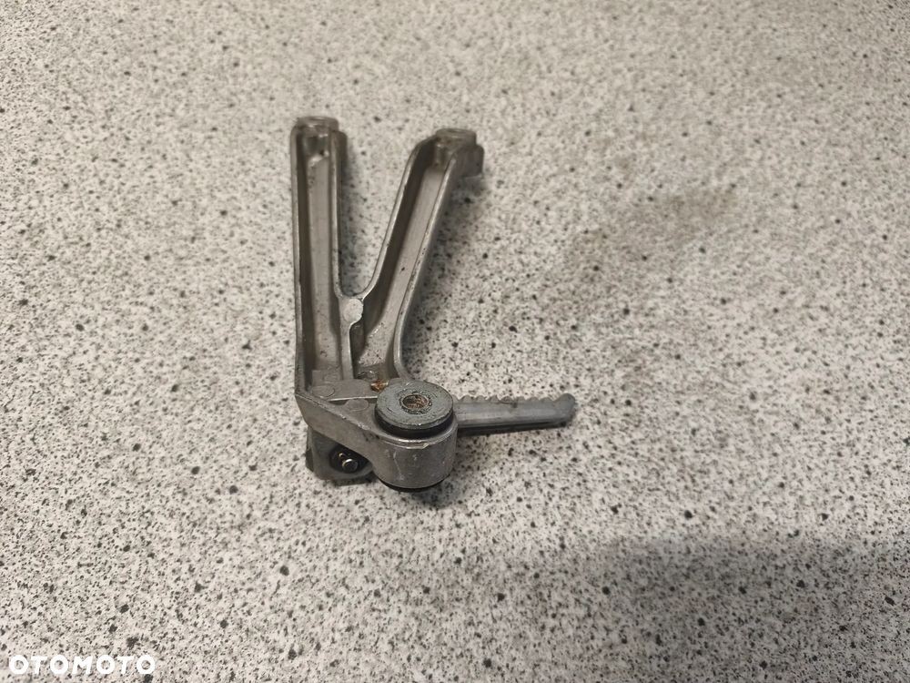 Set prawy tył, podnożek pasażera Honda CBR 900RR CBR900 RR CBR900RR CBR 900 RR - 8