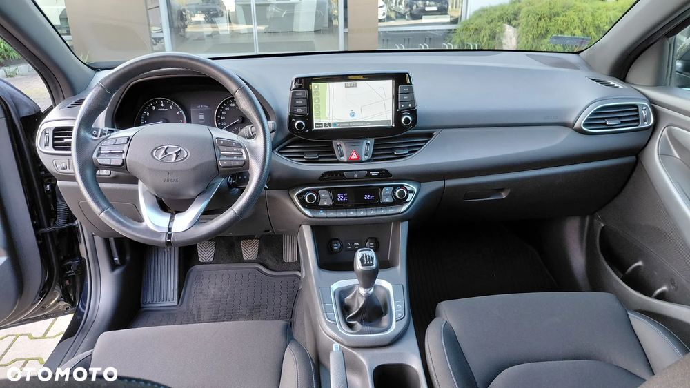 Hyundai i30 1.4 BlueDrive Go - 12