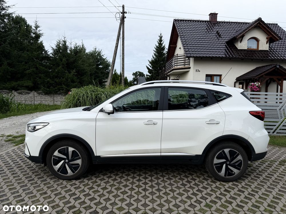 MG ZS Hybrid+ - 2