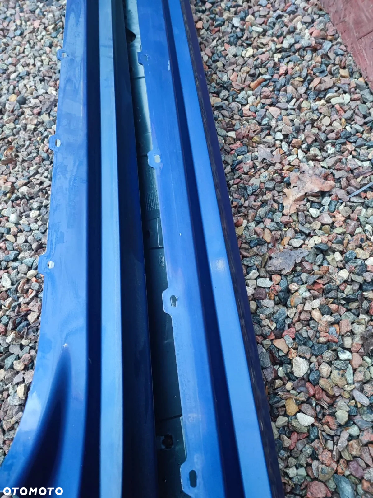 BMW E92 / E92 LCI / E93 / E93 LCI, ORYGINALNE NAKŁADNI NA PROGIM-PAKIET LEWA + PRAWA, W KOL. LE MANS BLAU METALIC 381. O NR: 7 173 919 / 7 173 920 / 8 041 198 / 8 041 197 OEM. W BARDZO DOBRYM STANIE. - 28