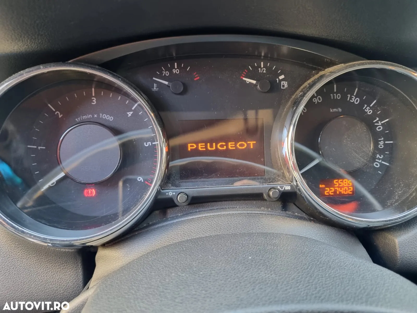 Peugeot 5008 - 5