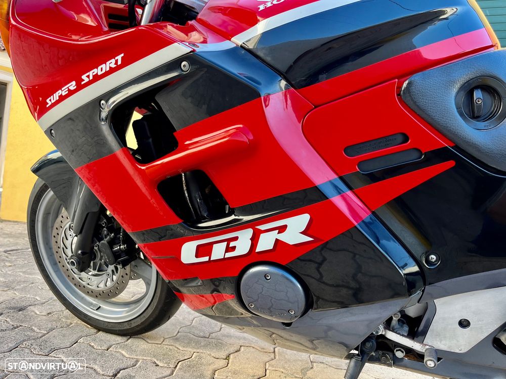 Honda CBR 1000 F - 10