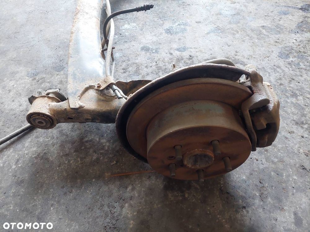 BELKA OŚ ZAWIESZENIA TARCZE Z ABS TOYOTA PREVIA II - 3