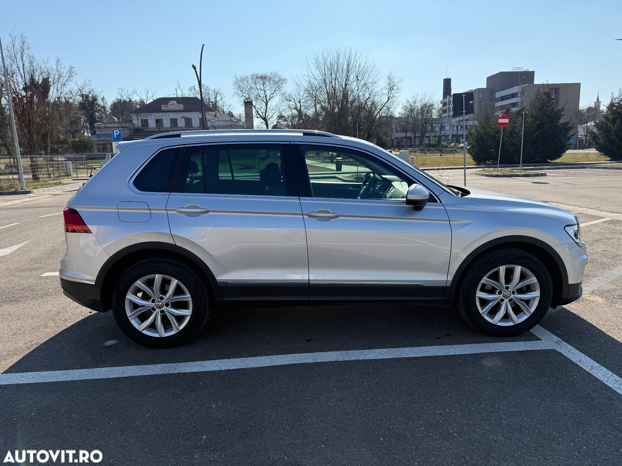 Volkswagen Tiguan 2.0 TDI SCR 4MOTION (BlueMotion Techn.) DSG Highline - 4