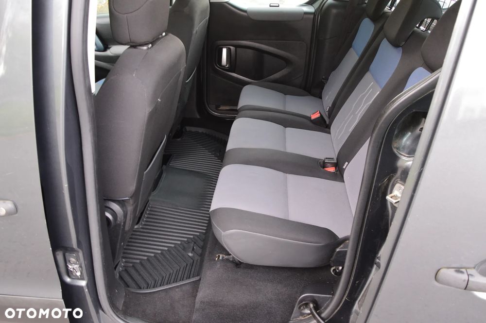 Peugeot Partner - 10