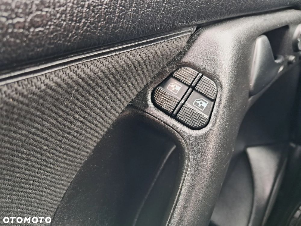 Volkswagen Golf 1.8 / 1.8 C - 15