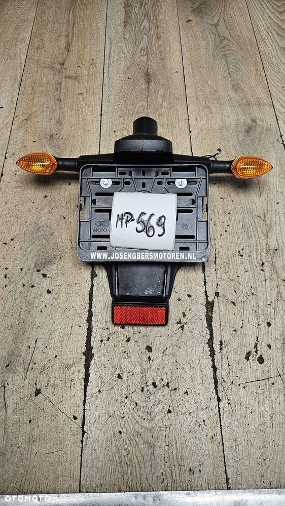 Chlapacz uchwyt tablicy kierunkowskazy Yamaha YZF R1 - 1