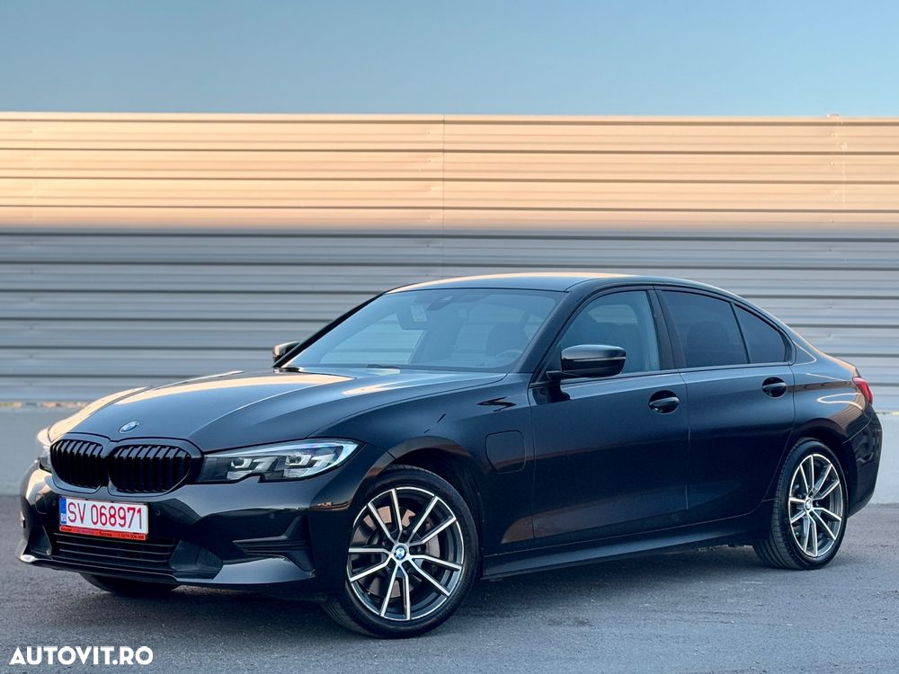 BMW Seria 3 330e AT PHEV - 23