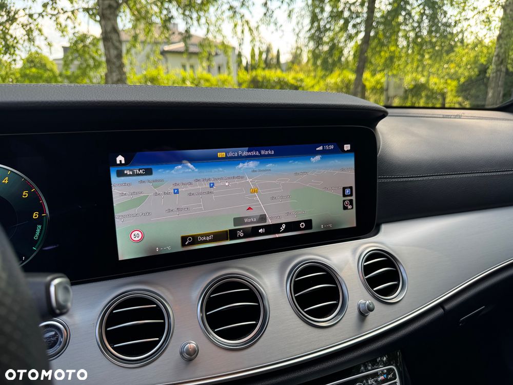 Mercedes-Benz Klasa E 300 de PHEV 4-Matic AMG 9G-Tronic - 27