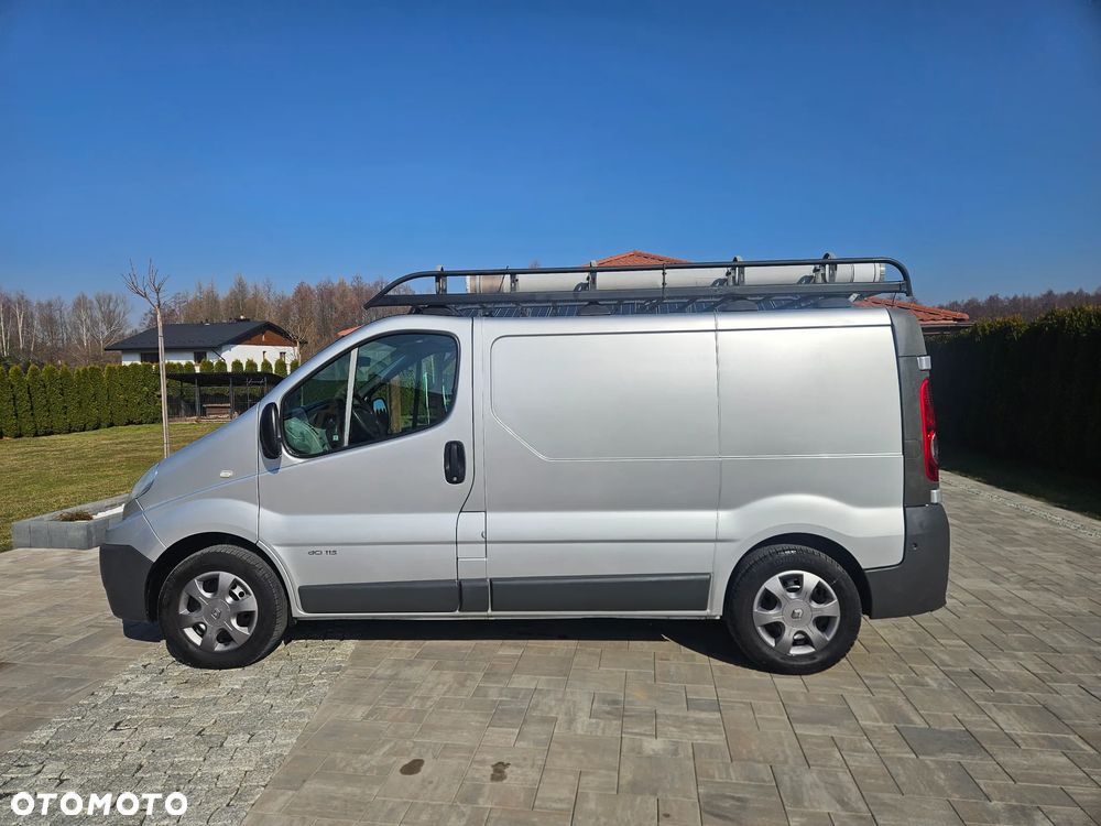 Renault TRAFIC - 9