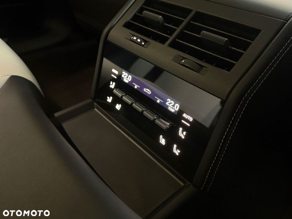 Porsche Panamera - 24