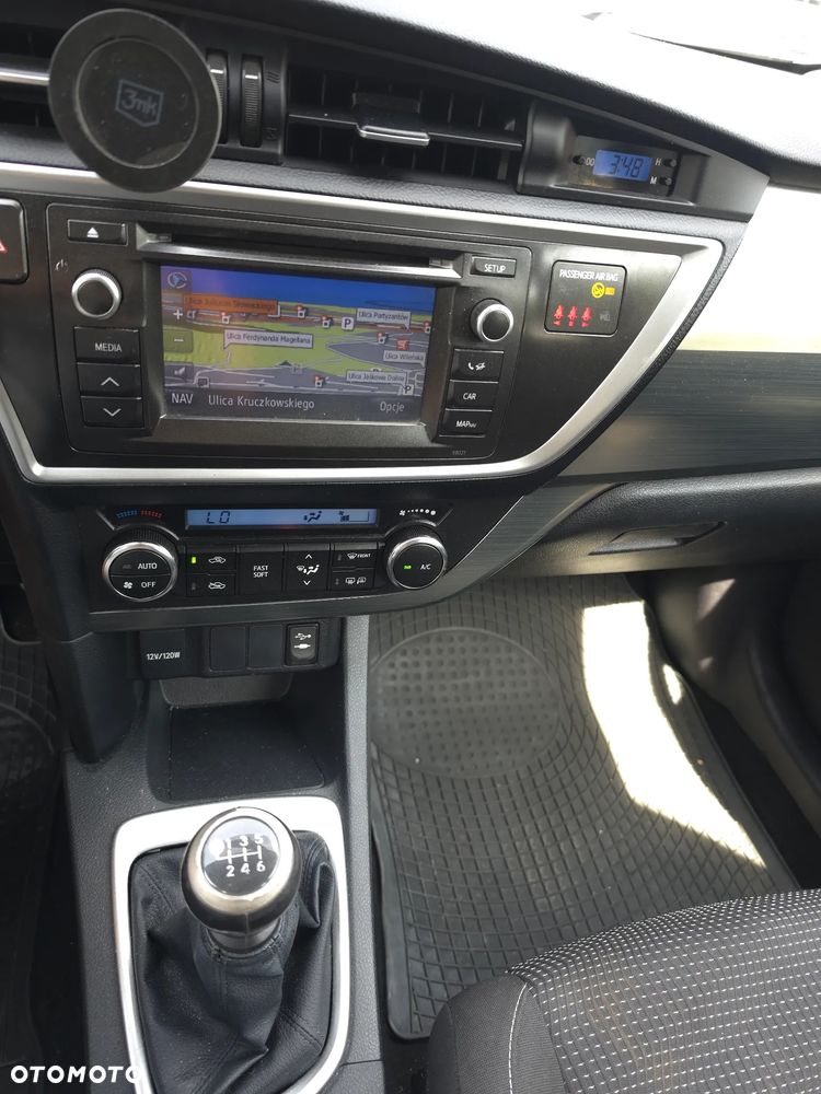Toyota Auris - 7