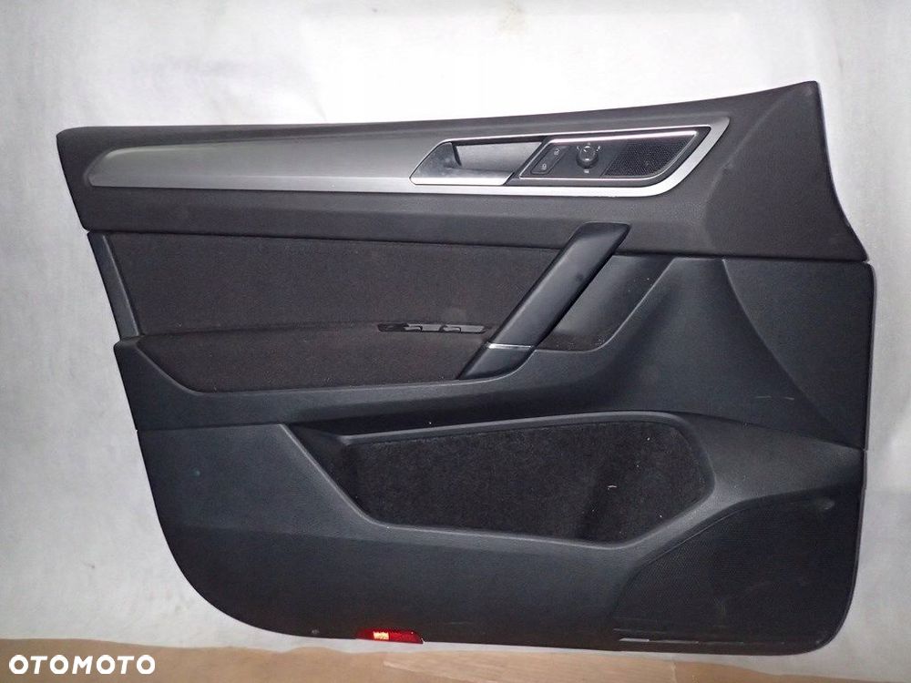 DW GOLF 7 SPORTSVAN TAPICERKA DRZWI TKANINA - 4