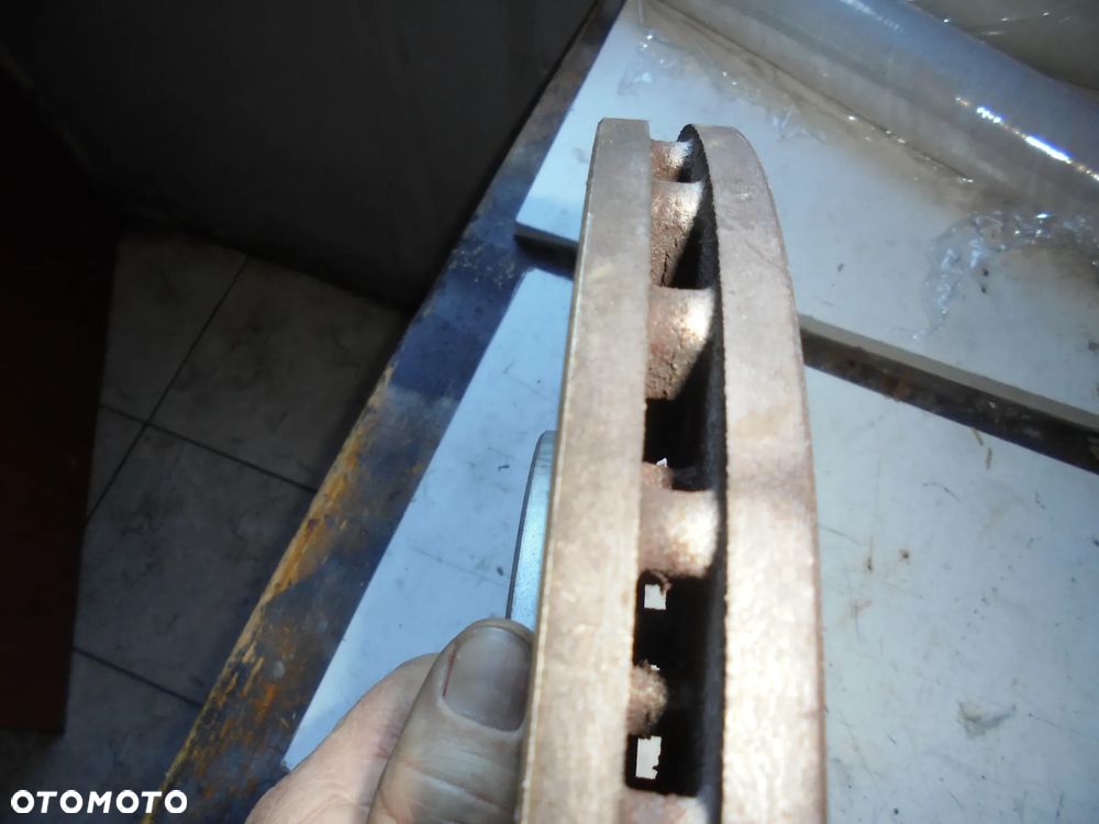 Freemont tarcze hamulcowe klocki - 3