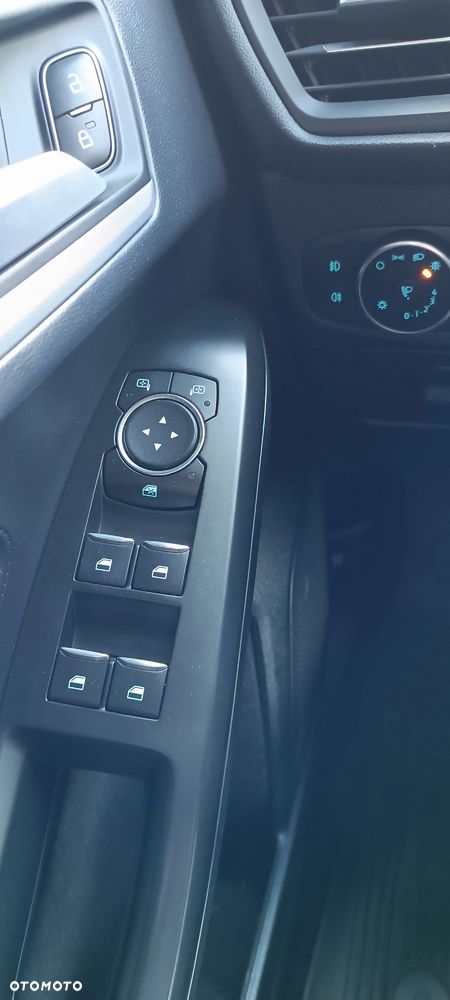 Ford Focus - 8