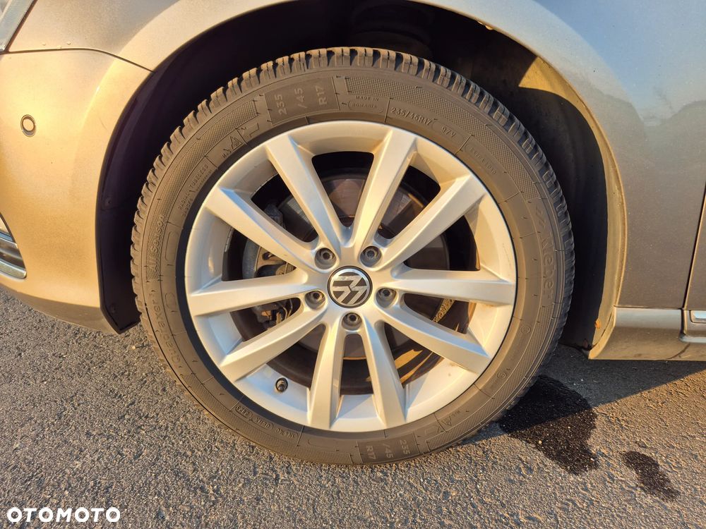 Volkswagen Passat 1.8 TSI Highline DSG - 28