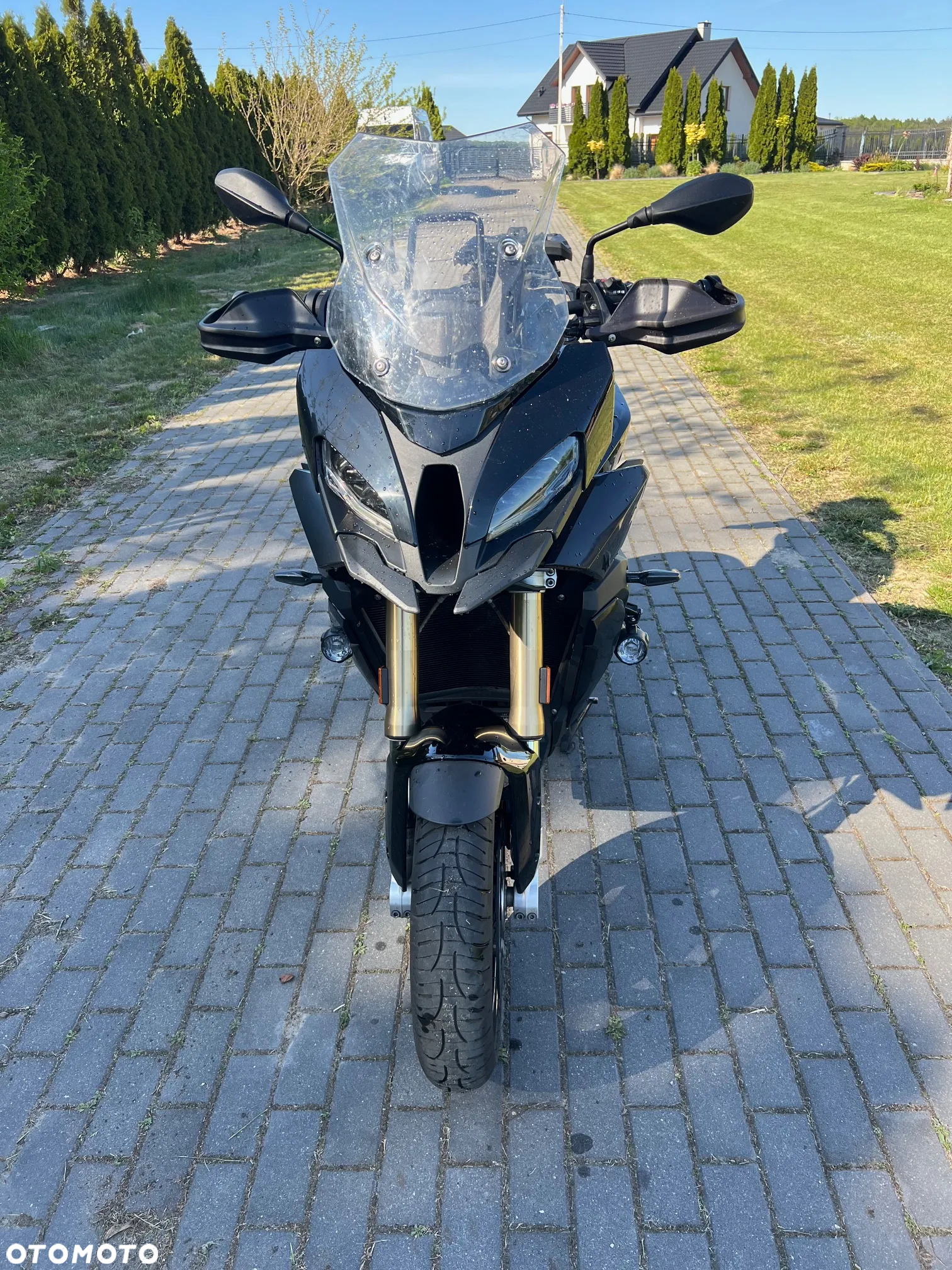BMW XR - 2