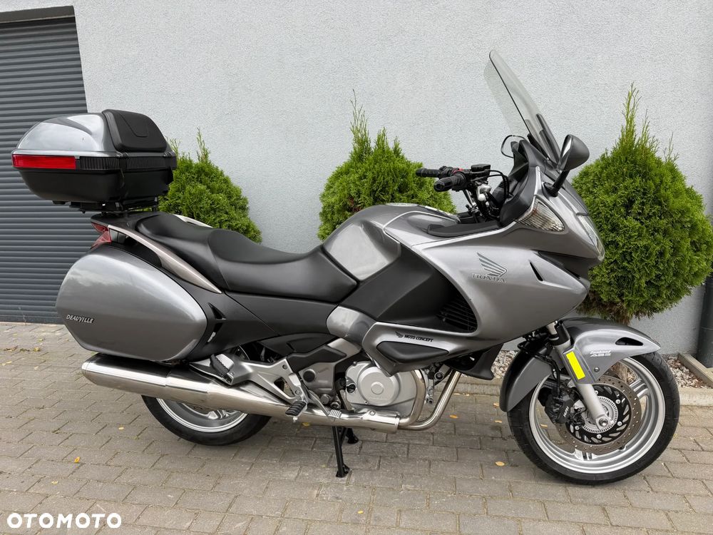Honda NTV