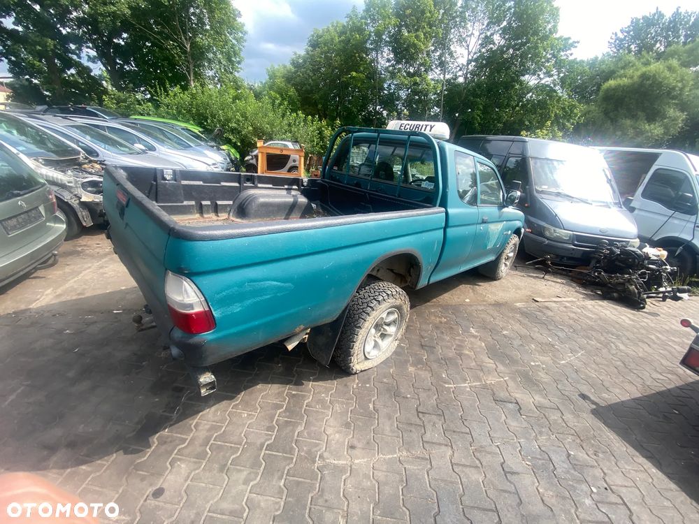 Mitsubishi L200 na części - 4
