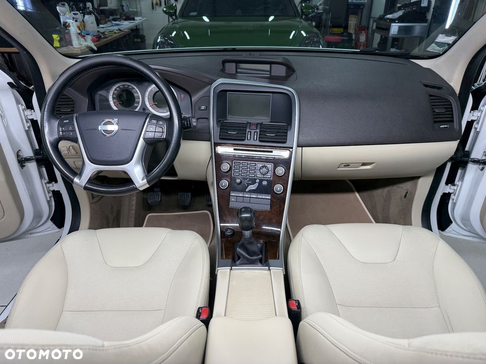 Volvo XC 60 DRIVe R Design - 12