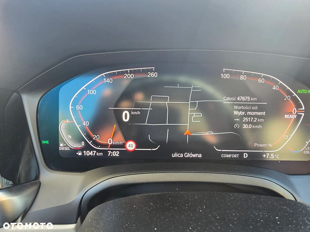 BMW Seria 3 318d mHEV - 19