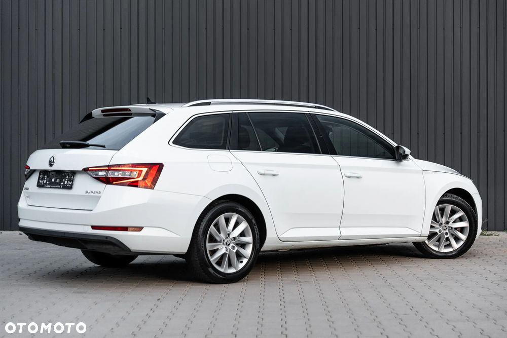 Skoda Superb 2.0 TDI Style - 6