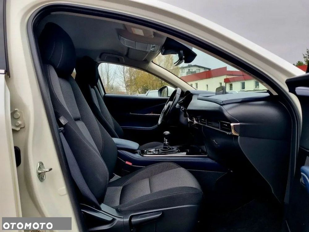 Mazda CX-30 SKYACTIV-X 2.0 M-Hybrid - 11