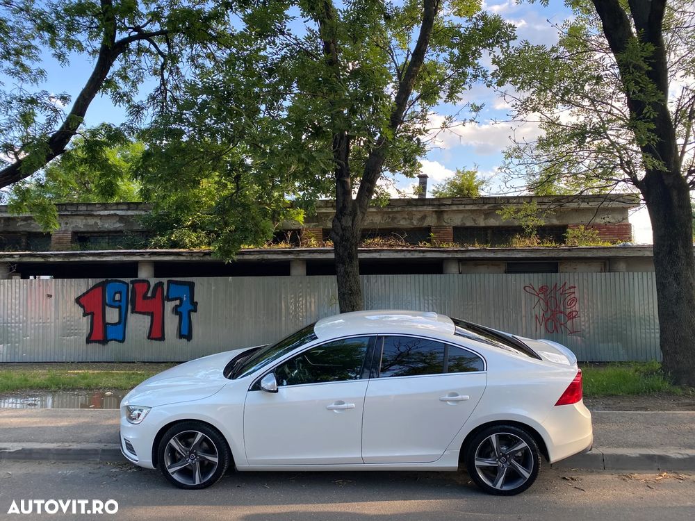 Volvo S60 D4 VEA Start-Stop R-Design - 2