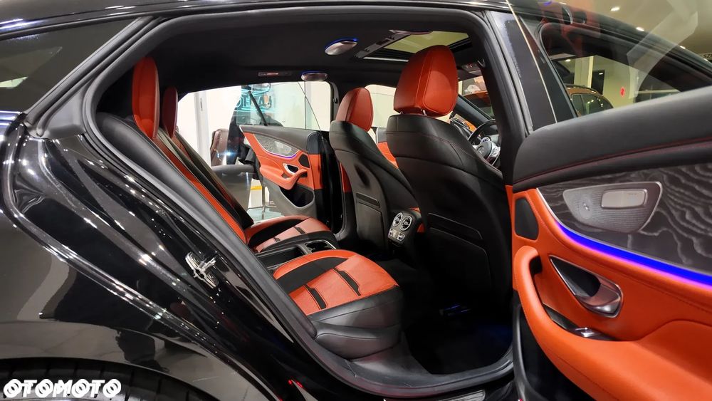 Mercedes-Benz AMG GT 63 4Matic+ Coupe Speedshift MCT 9G - 35