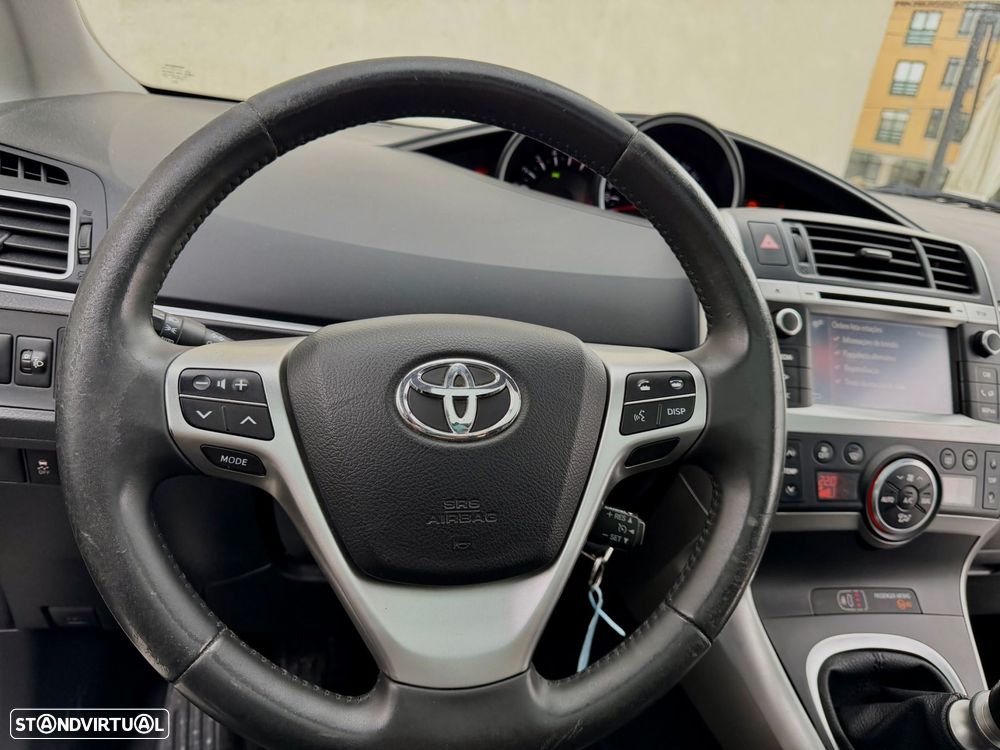 Toyota Verso 1.6 D-4D Active - 48