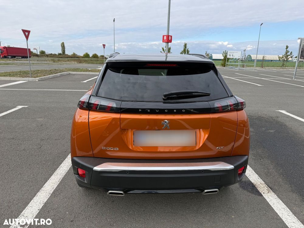 Peugeot 2008 1.2 L PureTech STT EAT8 GT Line - 12