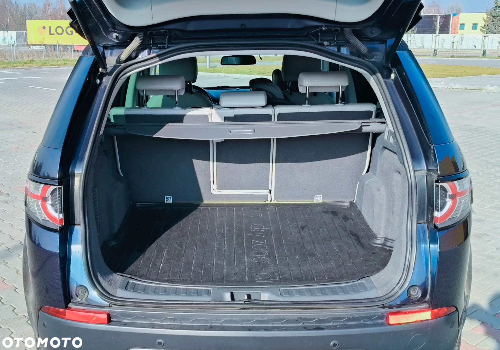 Land Rover Discovery Sport 2.0 TD4 SE - 8
