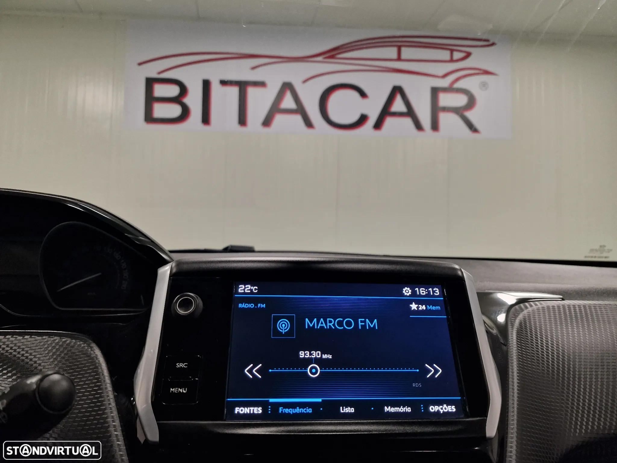 Peugeot 2008 1.2 PureTech Style - 52