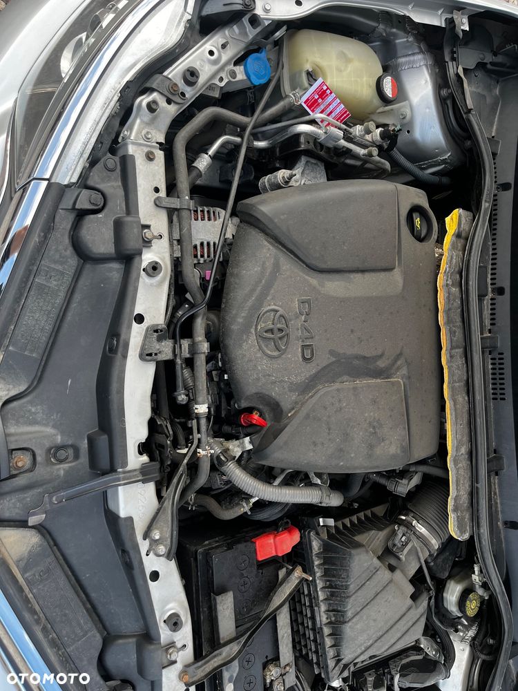 Toyota Auris 1.6 D-4D Comfort - 35