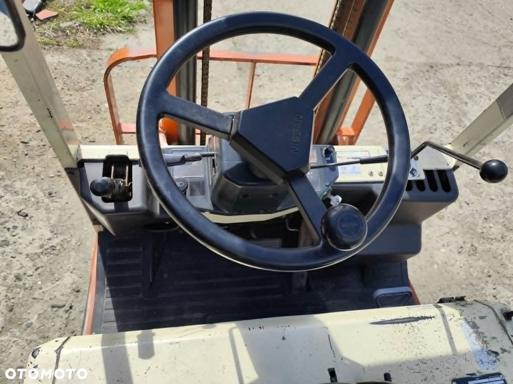 Nissan N01L-13U - 2