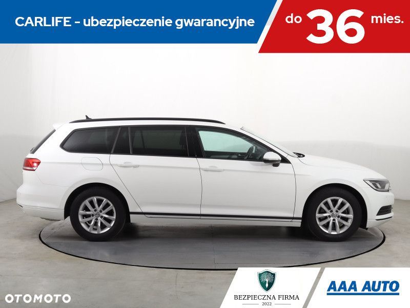 Volkswagen Passat Variant - 8