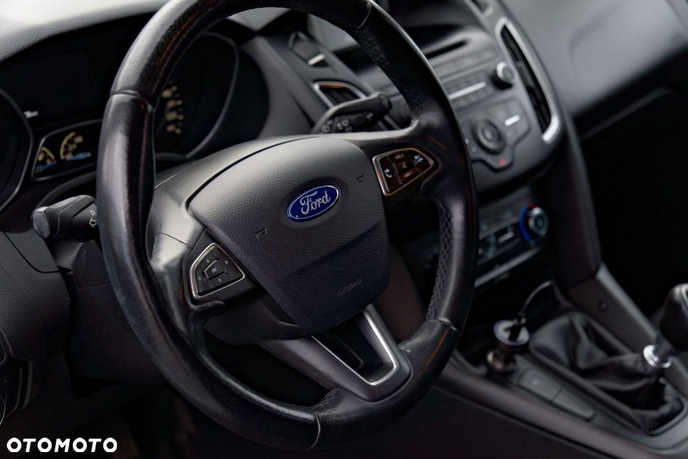 Ford Focus 2016 photo 3