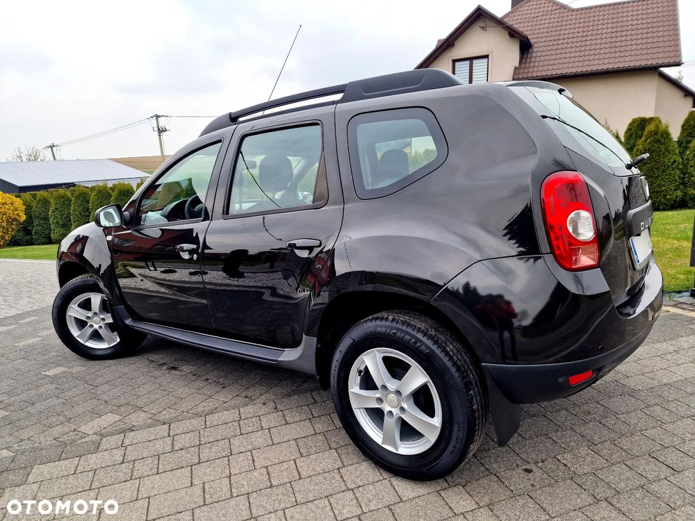 Dacia Duster 1.6 Laureate 4x4 - 10