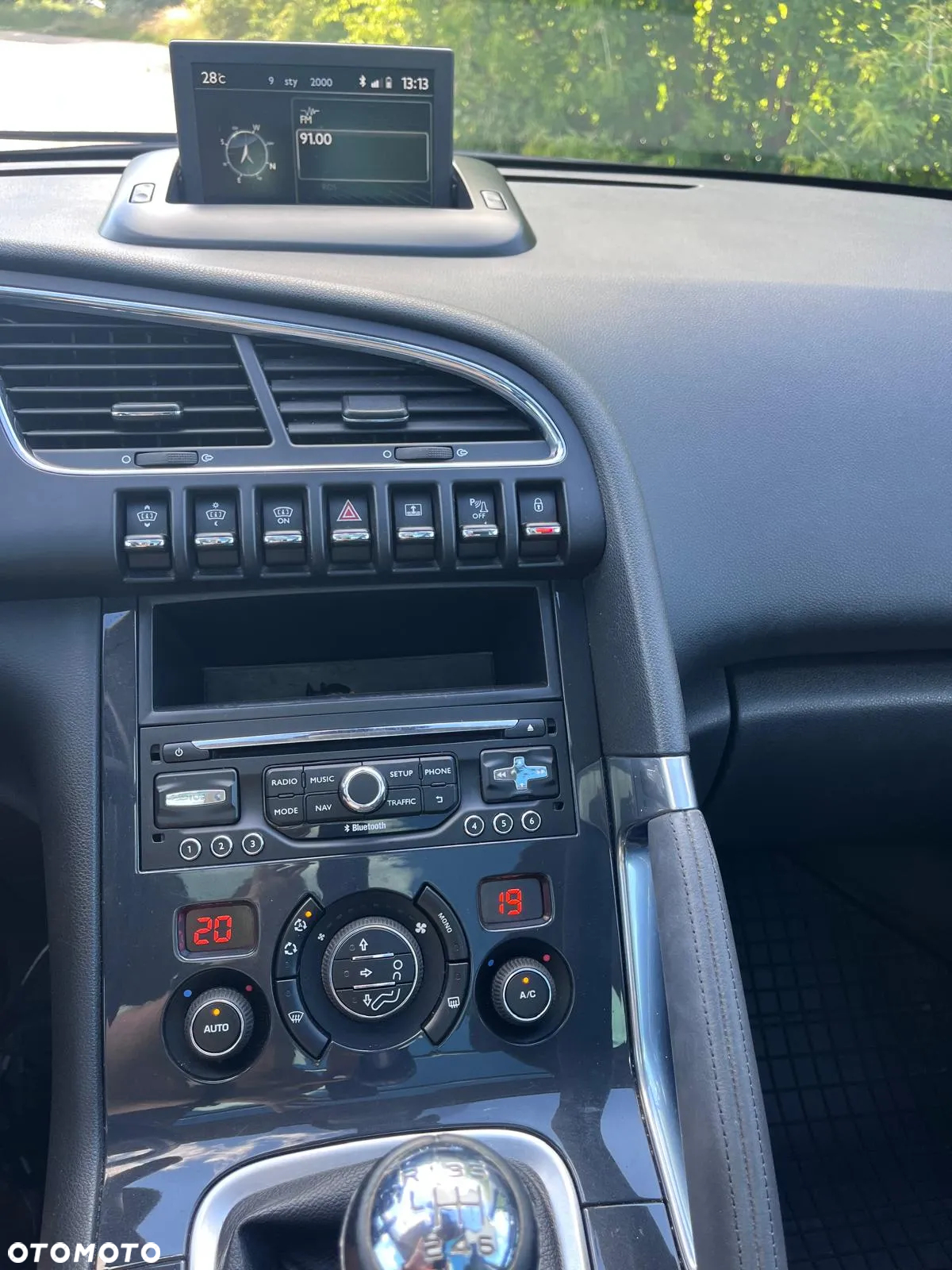 Peugeot 3008 1.2 PureTech Allure S&S - 19