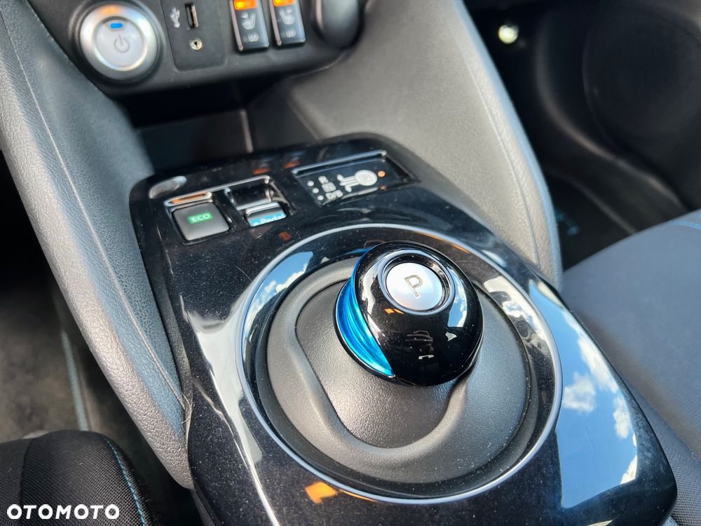 Nissan Leaf 40kWh Tekna - 19