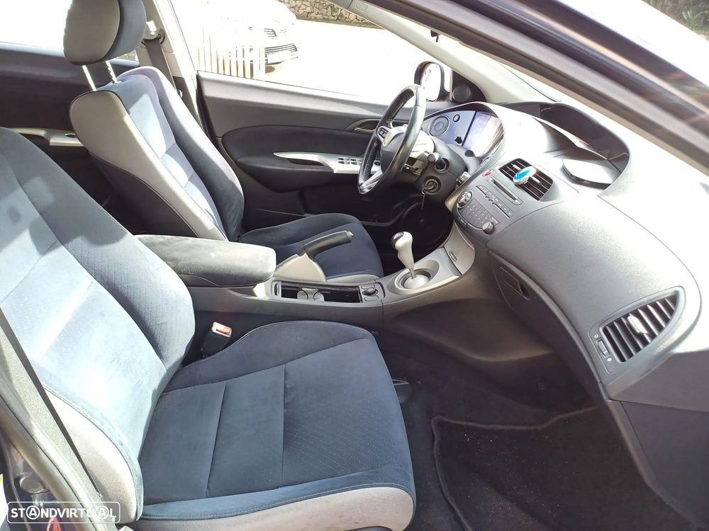 Honda Civic 1.4 Sport - 8
