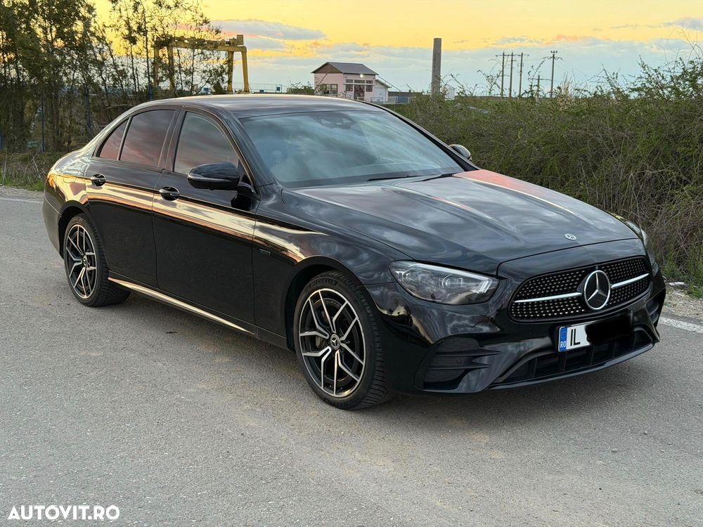 Mercedes-Benz E 300 - 1