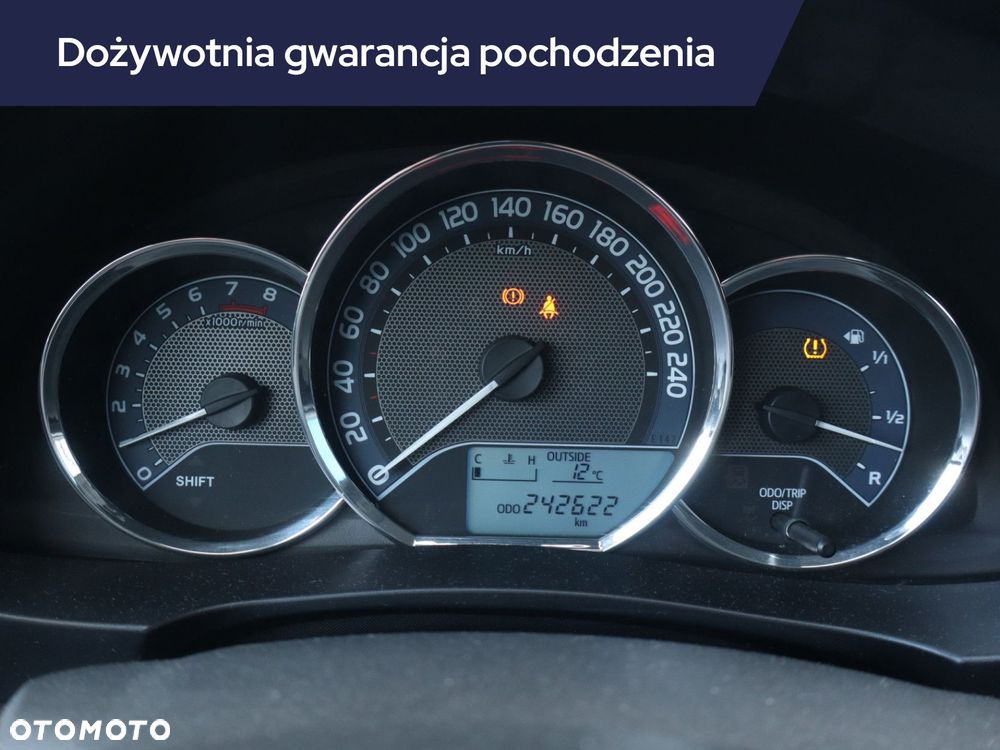 Toyota Corolla - 13