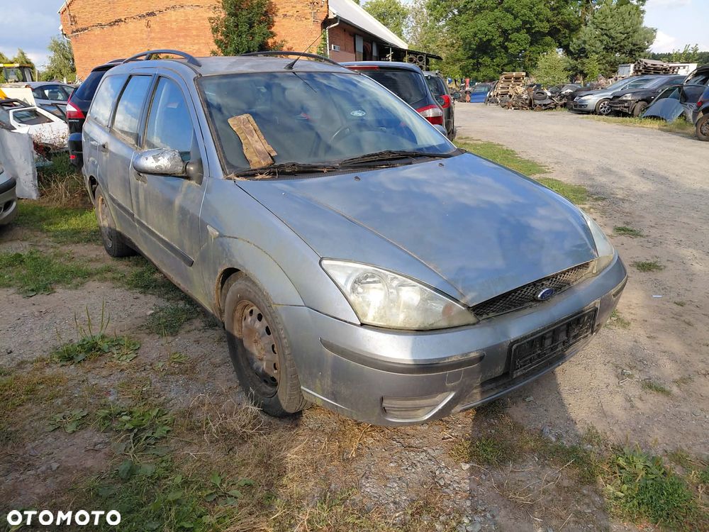 części Ford Focus Mk1 lift 1.8TDCI kombi 5-drzwi 2002r niebieski LAMPY PRZÓD prawa lewa - 2