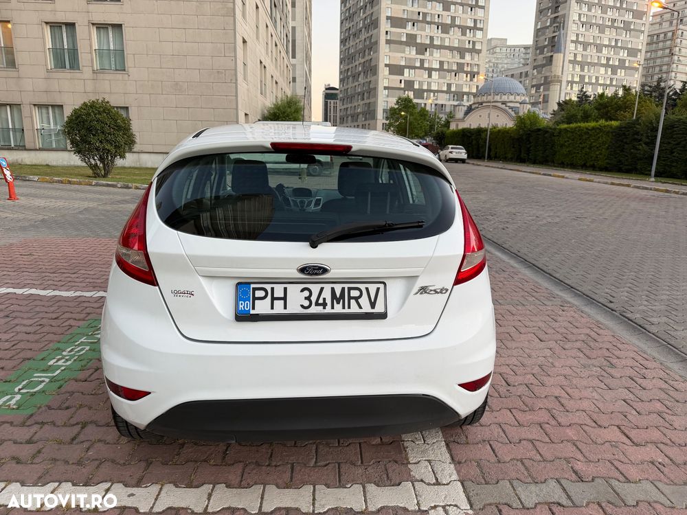 Ford Fiesta 1.25 Trend - 13