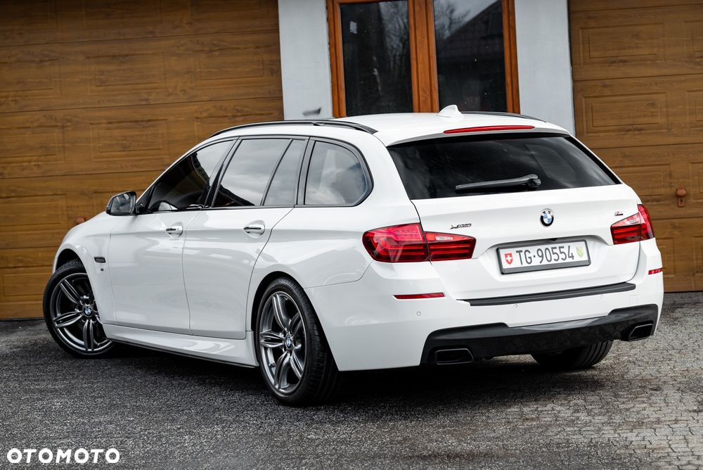 BMW Seria 5 M550d xDrive - 8