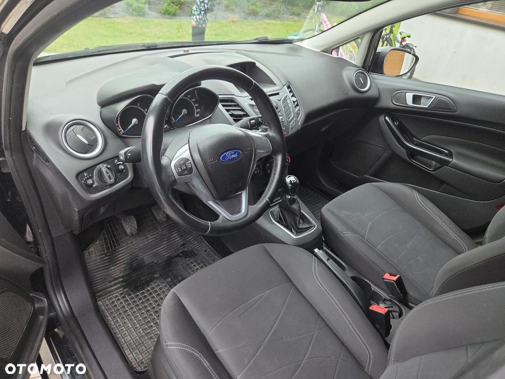 Ford Fiesta 1.25 Champions Edition - 4